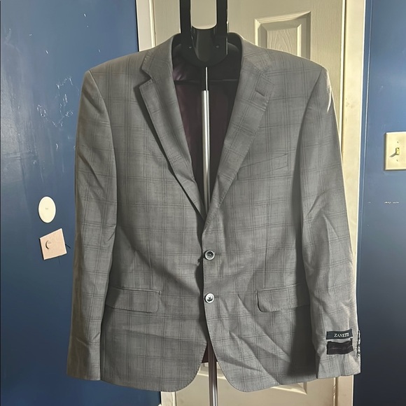 Gray Wool-Blend Sport Coat with Plaid Pattern - Picture 1 of 8